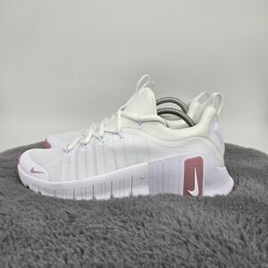New Nike Free Metcon 6 White Elemental Pink Women's Workout Shoes Size 10